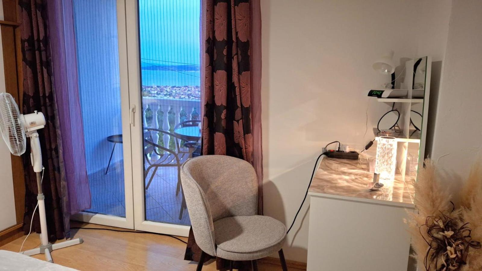 Apartment Natali Kaštel Stari Zewnętrze zdjęcie